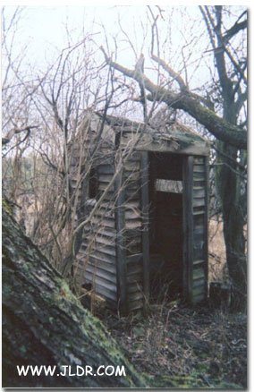 Short Tract, New York Privy