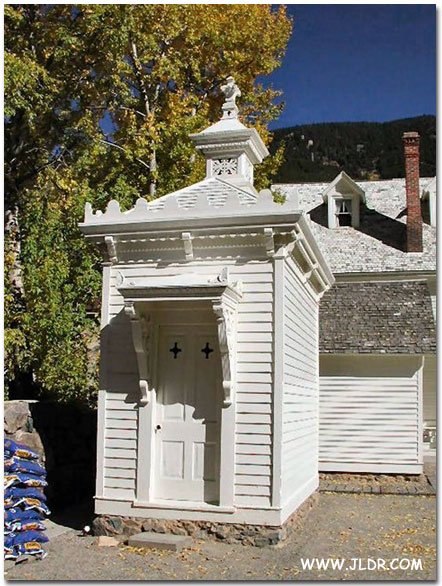 Hamill House Outhouse