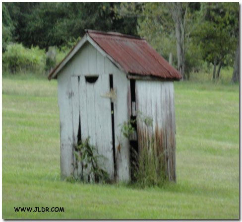 Bridgeton, NJ Outhouse