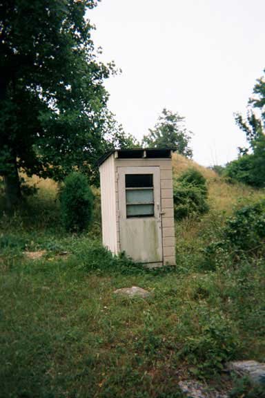 An unusual Outhouse door in Zep